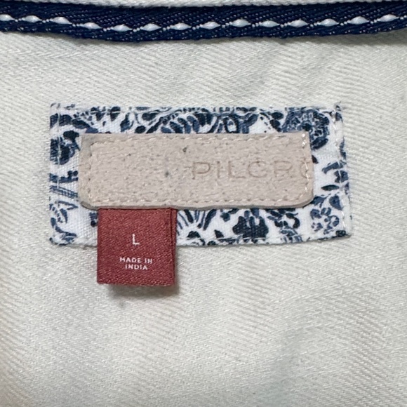 Anthropologie Pilcro Cream Puff-Sleeve Shirt Crochet Accents pearl Snaps 🫰 - Picture 8 of 11